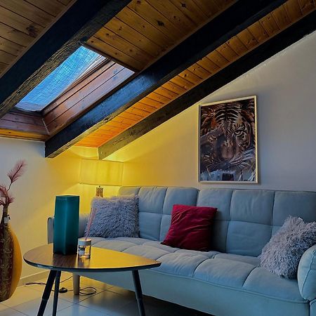 Hosting Dreams Attics - Duomo Apartment Milano Exterior foto