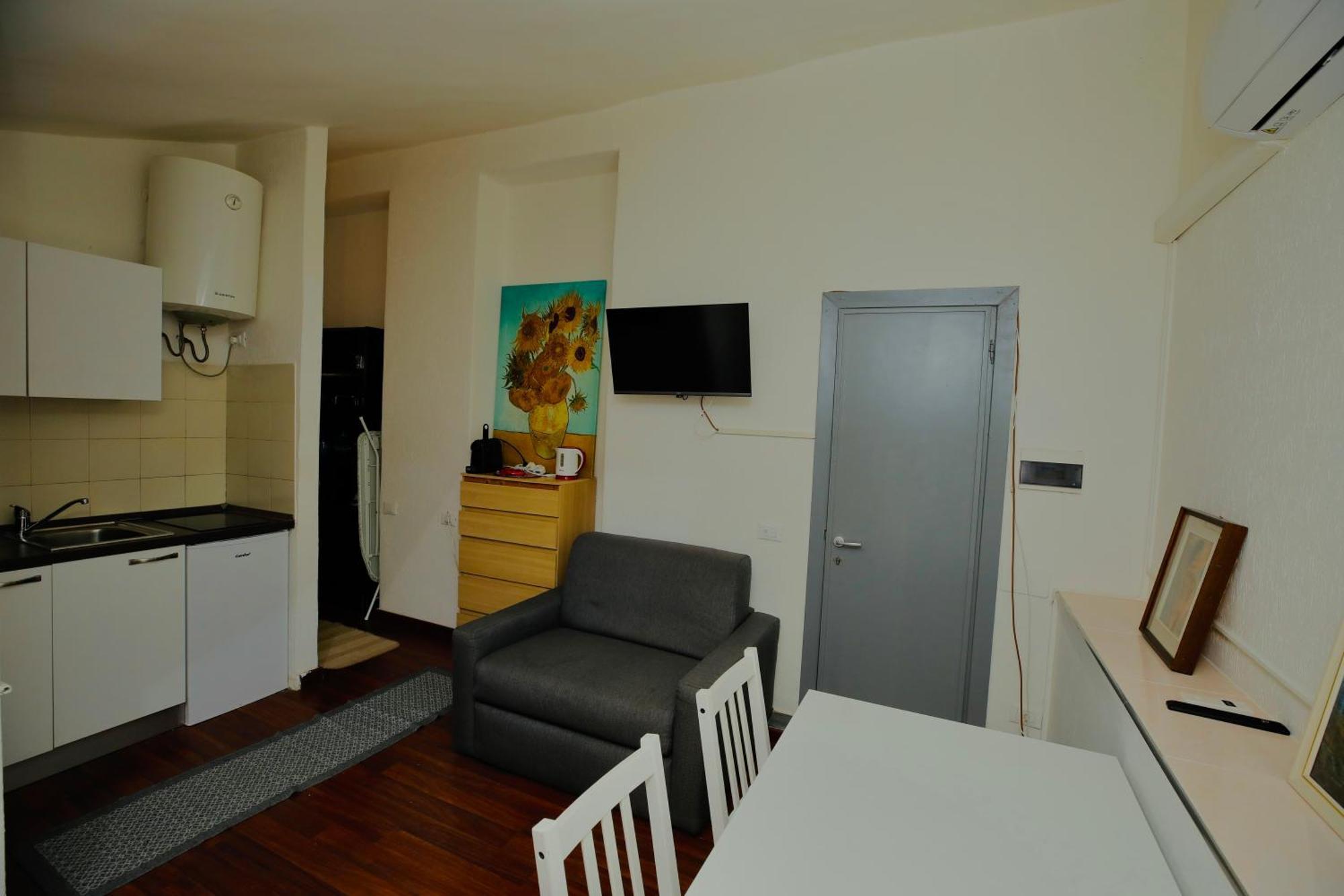 Hosting Dreams Attics - Duomo Apartment Milano Exterior foto