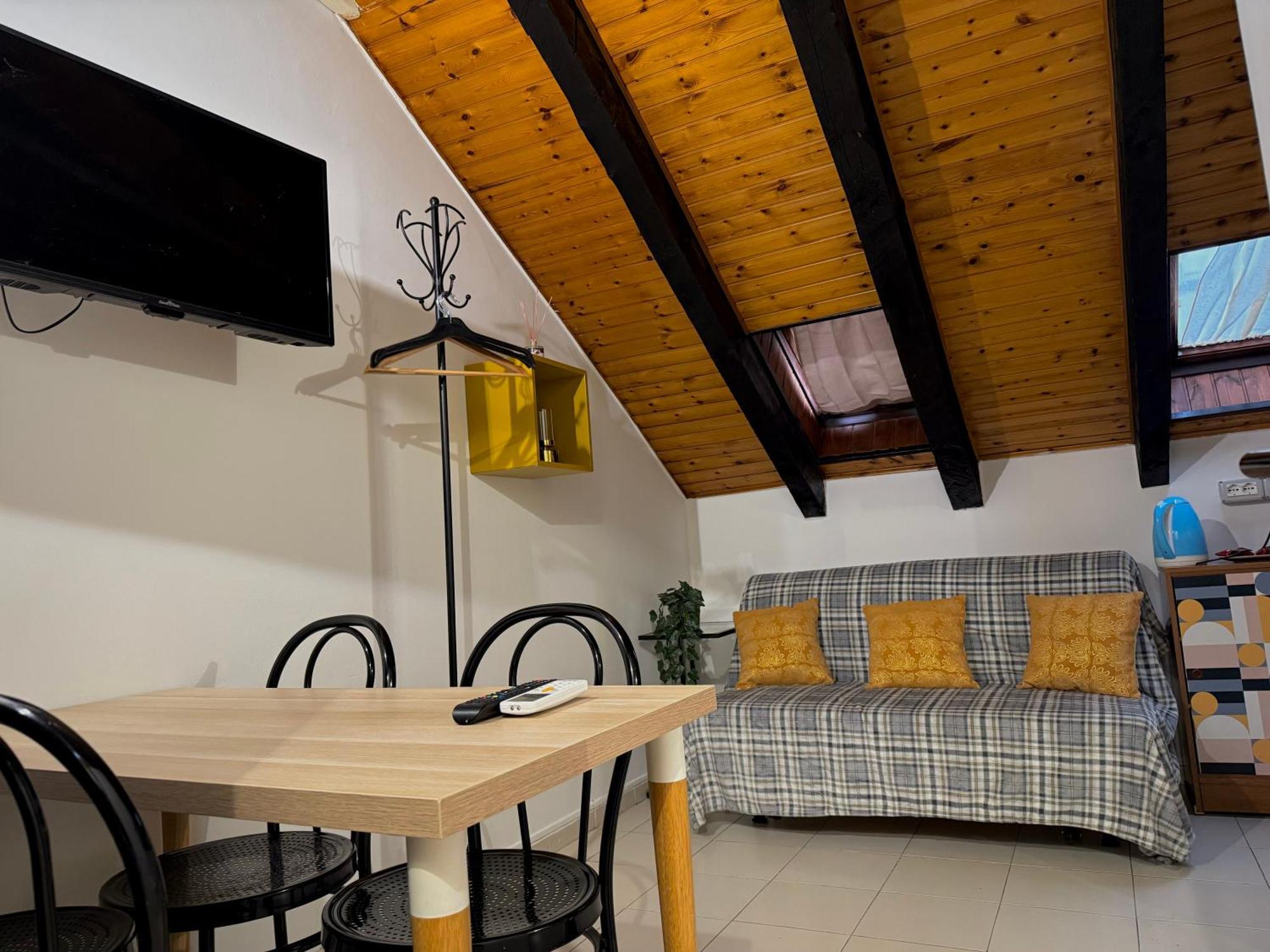 Hosting Dreams Attics - Duomo Apartment Milano Exterior foto
