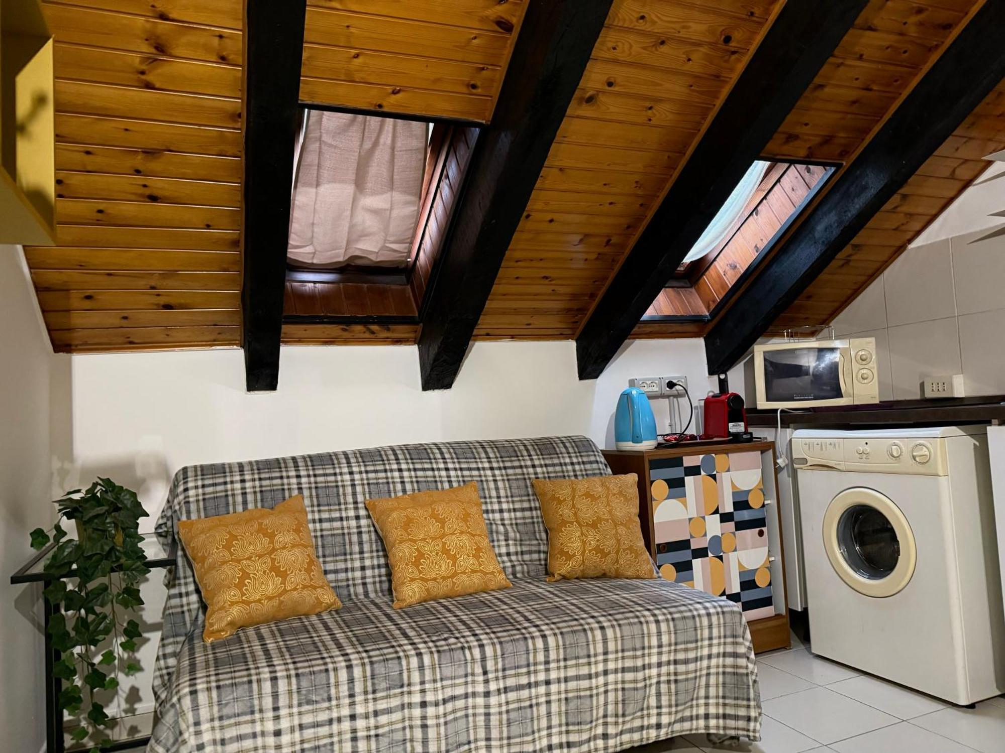 Hosting Dreams Attics - Duomo Apartment Milano Exterior foto